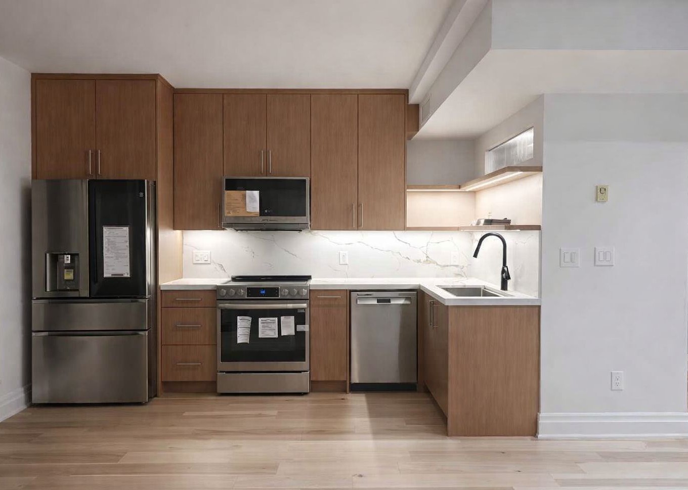 Kitchen renovation Toronto home by Reno Mumu