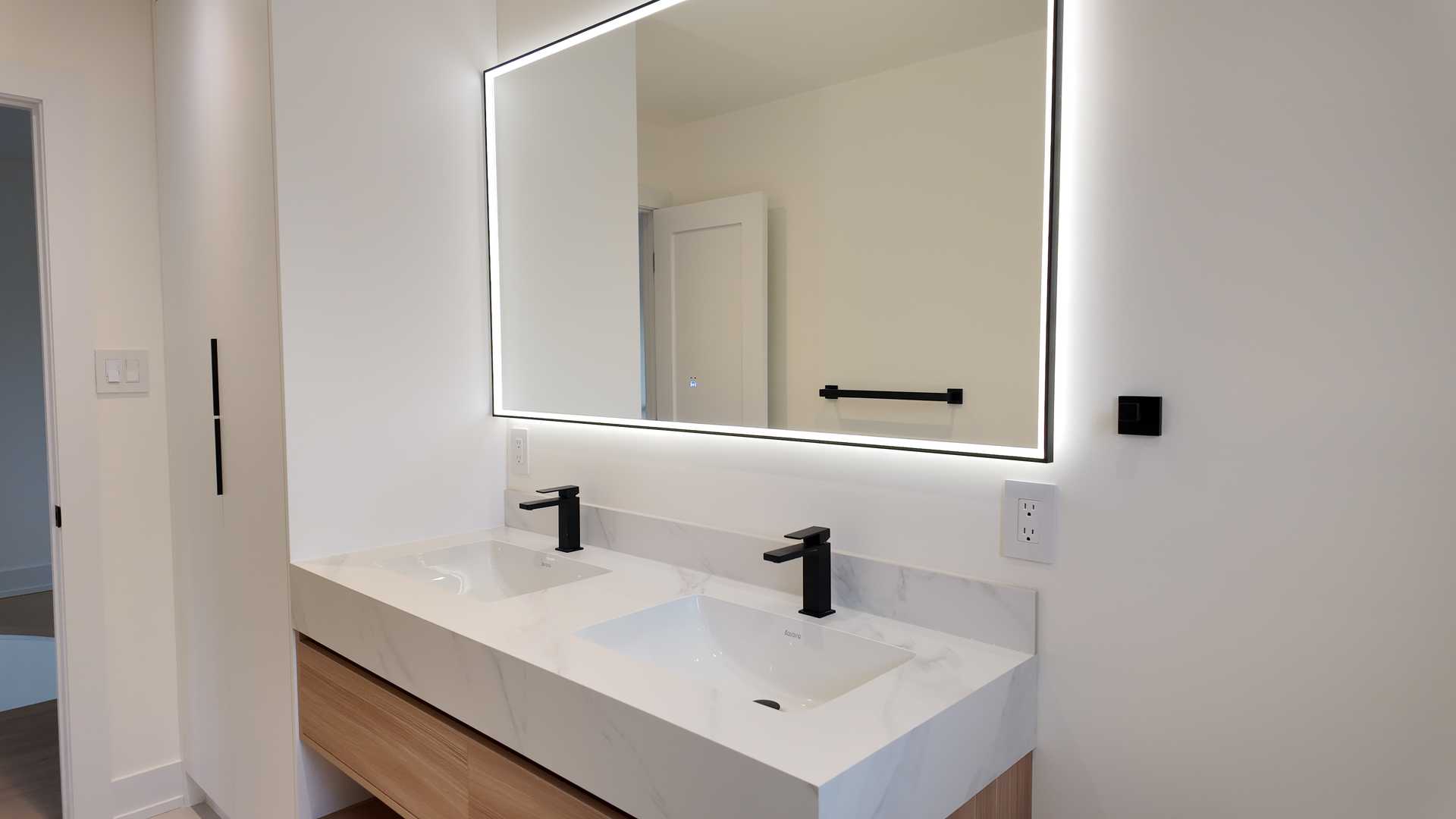 Floating vanity with white MDF tower, 24"*48" beige gray tile,