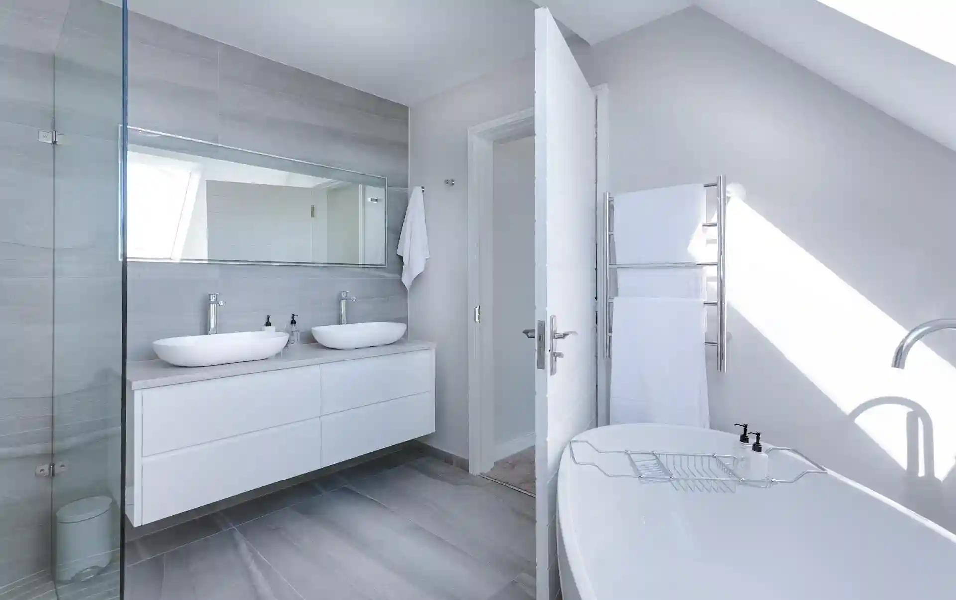 Vaughan bathroom with large-format porcelain tile and linear drain